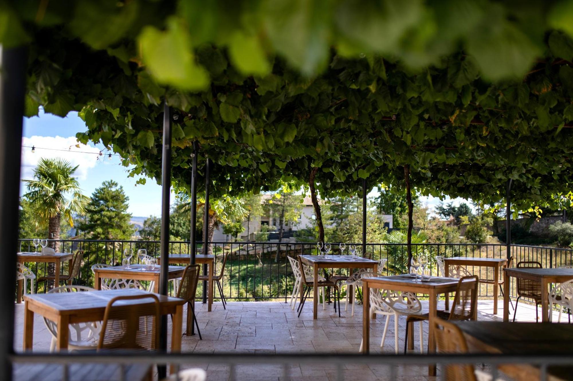 Domaine De La Pinede Guest house 2*