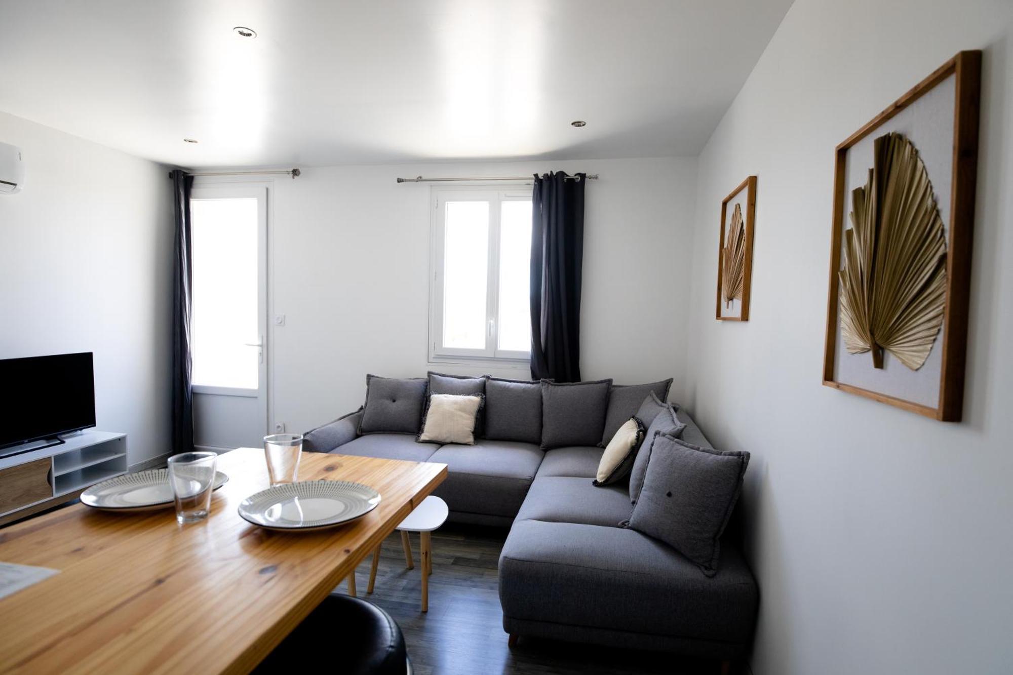 Domaine De La Pinede Guest house Aubenas